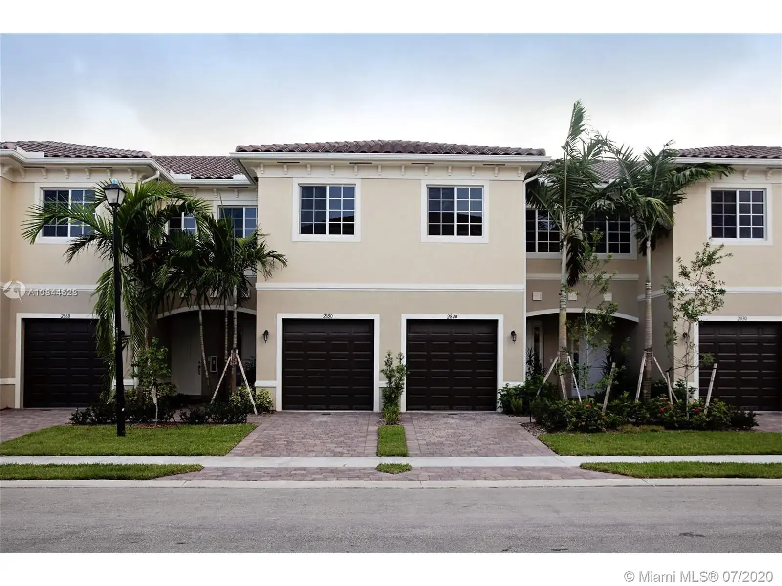 2 bedroom 2 bath Residential for sale at 2735 SW 81st Ter # 2731, Miramar FL 33025