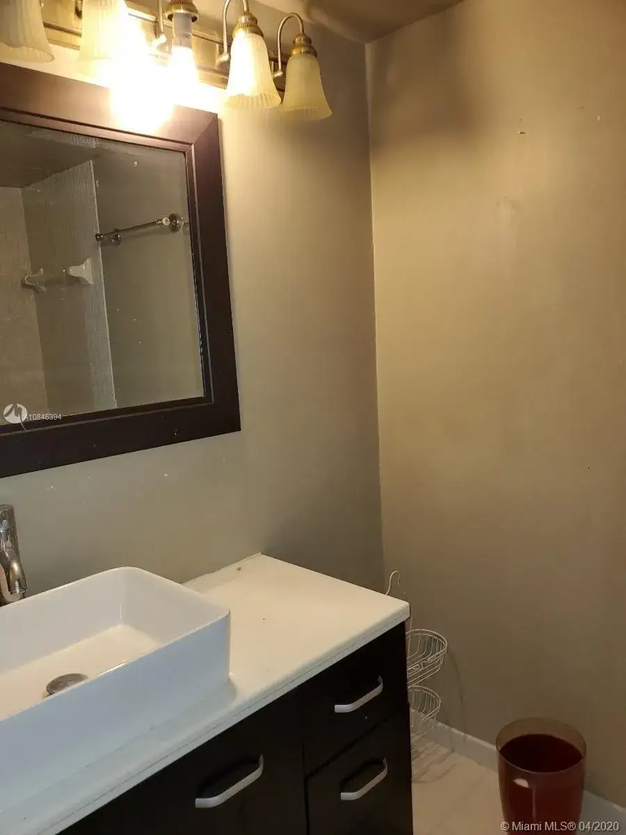 2 bedroom 2 bath Residential for sale at 7981 S French Dr # 102, Pembroke Pines FL 33024
