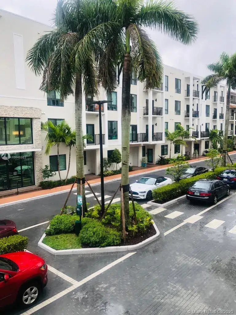 2 bedroom 2 bath Residential for sale at 4740 NW 84th Ct # 17, Doral FL 33166