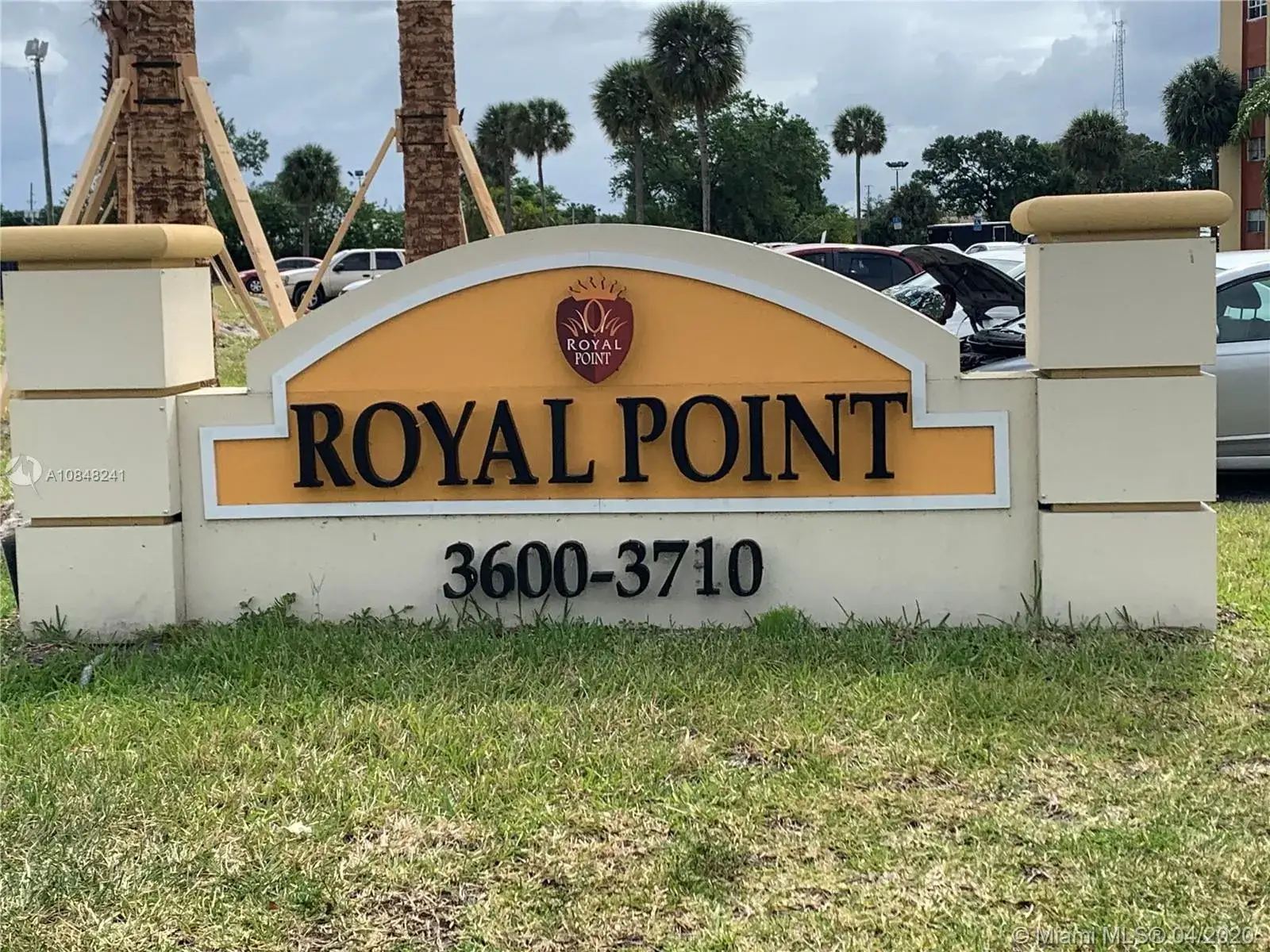 2 bedroom 2 bath Residential for sale at 3600 NW 21st St # 114, Lauderdale Lakes FL 33311