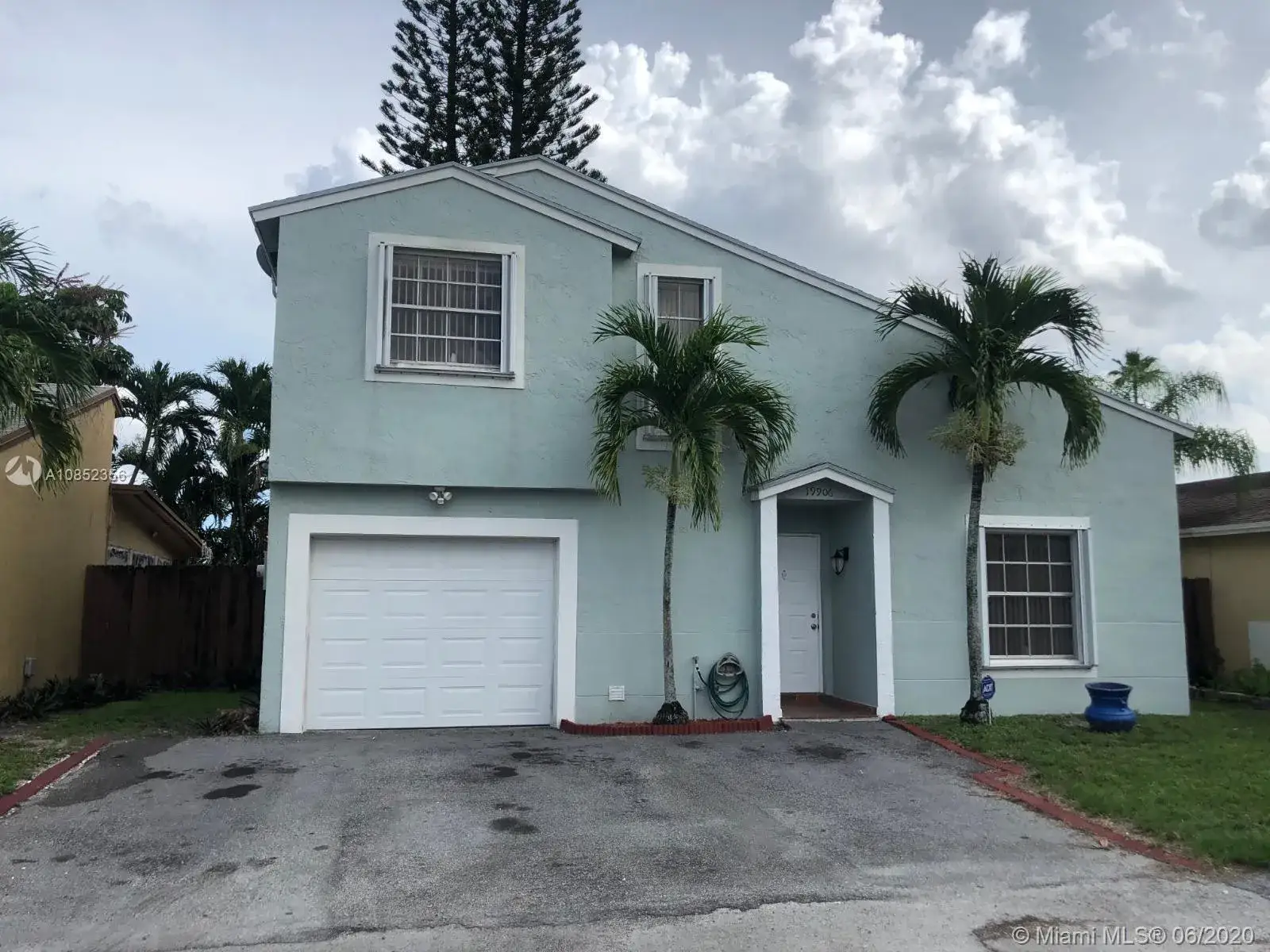 3 bedroom 2 bath Residential for sale at 19906 NW 67th Ct, Hialeah FL 33015