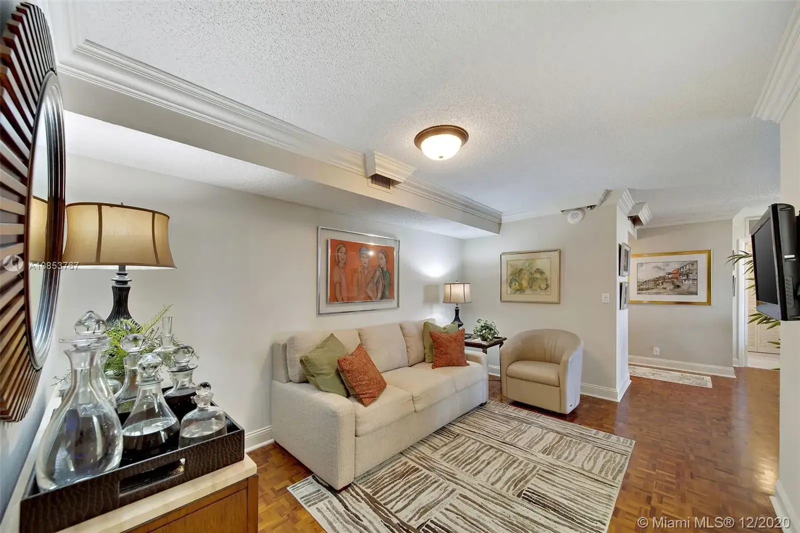 2 bedroom 2 bath Residential for sale at 2000 Towerside Ter # 1905, Miami FL 33138
