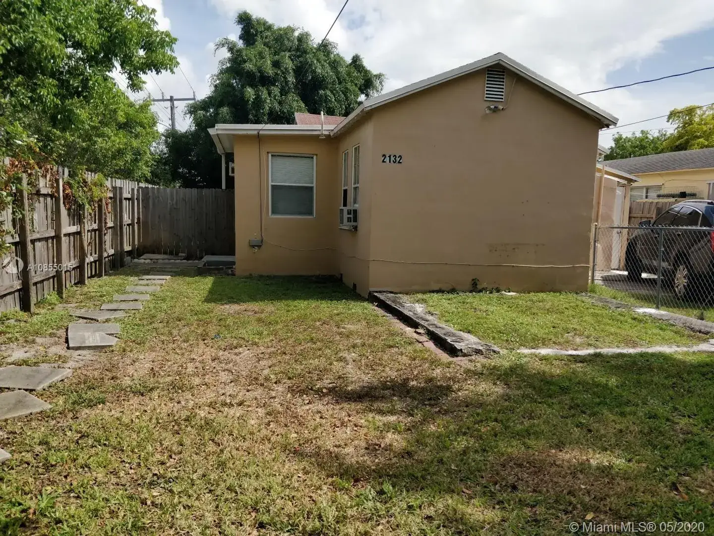 1 bedroom 1 bath Residential Lease for rent at 2132 Mckinley St # 2, Hollywood FL 33020