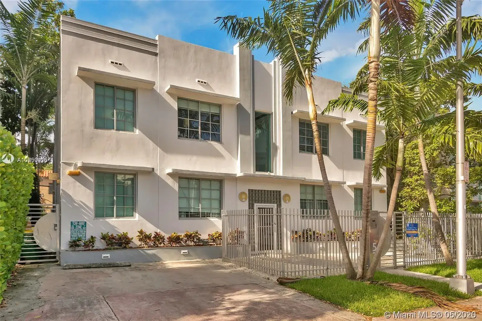 1 bedroom 1 bath Residential for sale at 526 15th St # 7, Miami Beach FL 33139