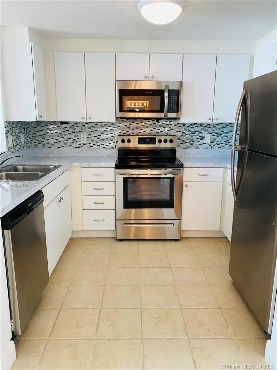 1 bedroom 1 bath Residential for sale at 1250 S Miami Ave # 1307, Miami FL 33130