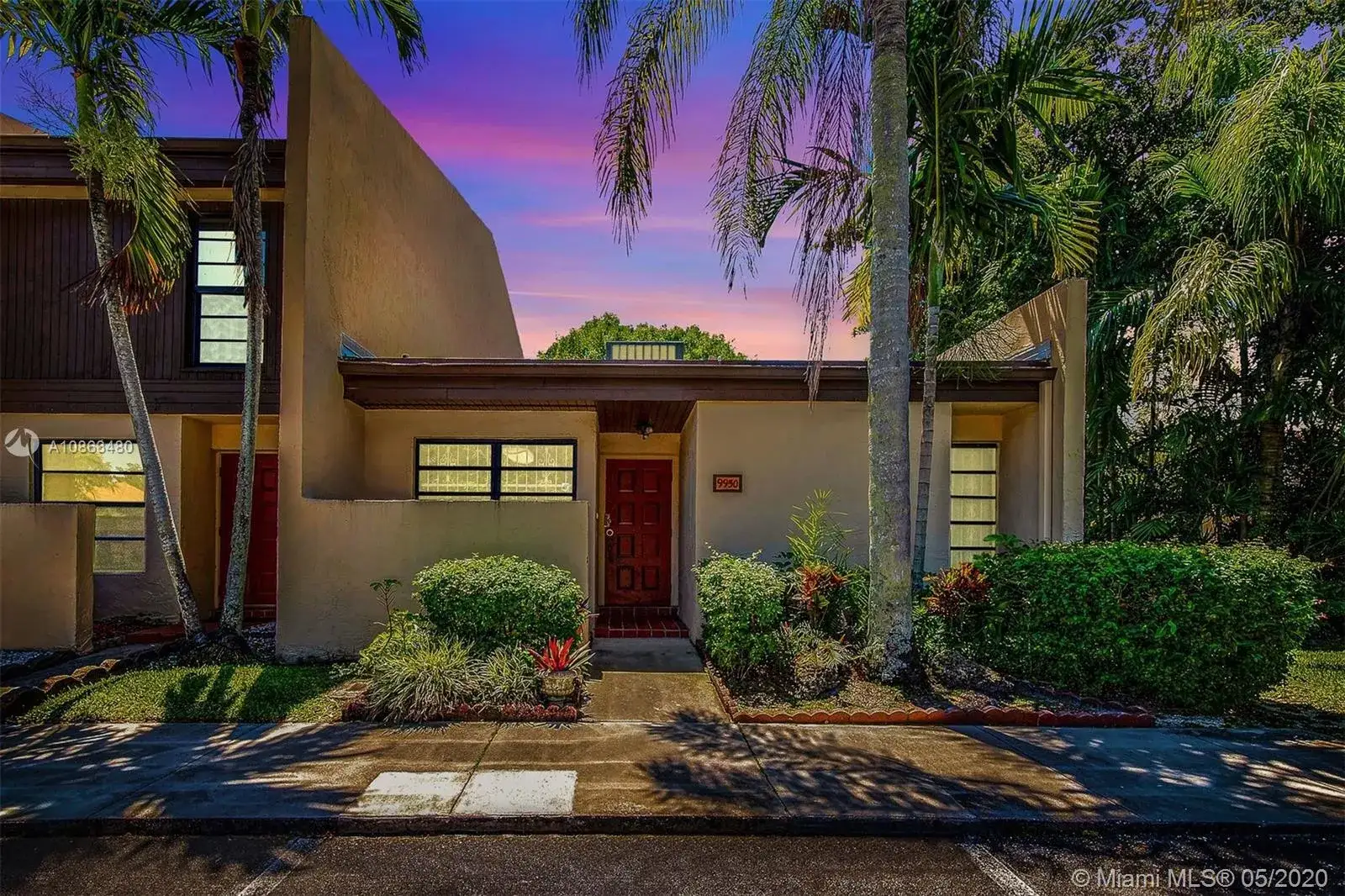 2 bedroom 2 bath Residential for sale at 9950 NW 13th Ct # 49, Pembroke Pines FL 33024