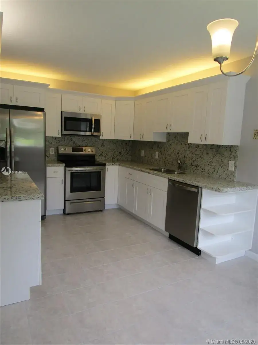 2 bedroom 2 bath Residential for sale at 700 SW 128th Ave # 115C, Pembroke Pines FL 33027
