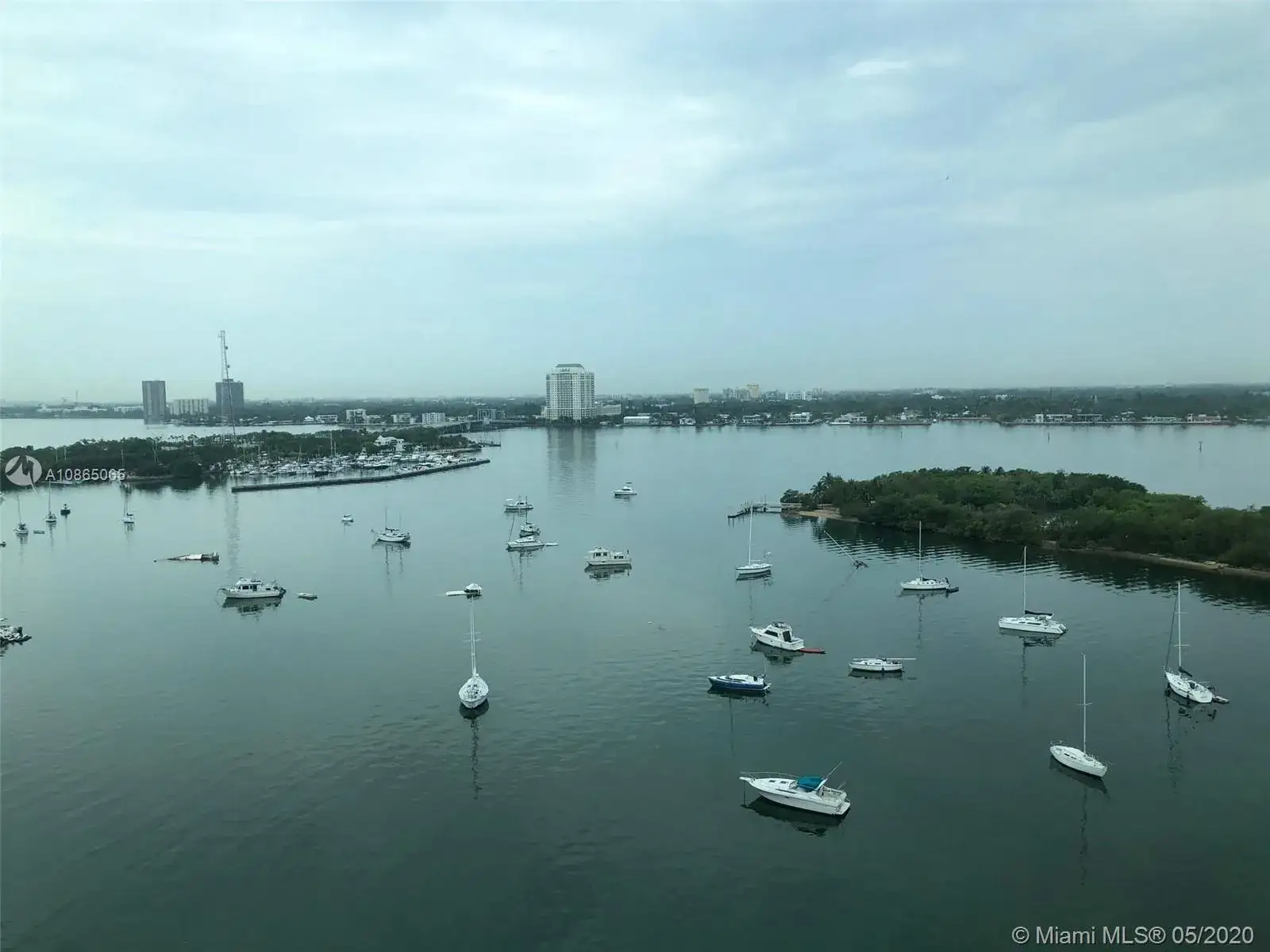 1 bedroom 2 bath Residential for sale at 7934 West Dr # 1205, North Bay Village FL 33141