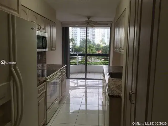 2 bedroom 2 bath Residential for sale at 19195 NE 36th Ct # 402, Aventura FL 33180