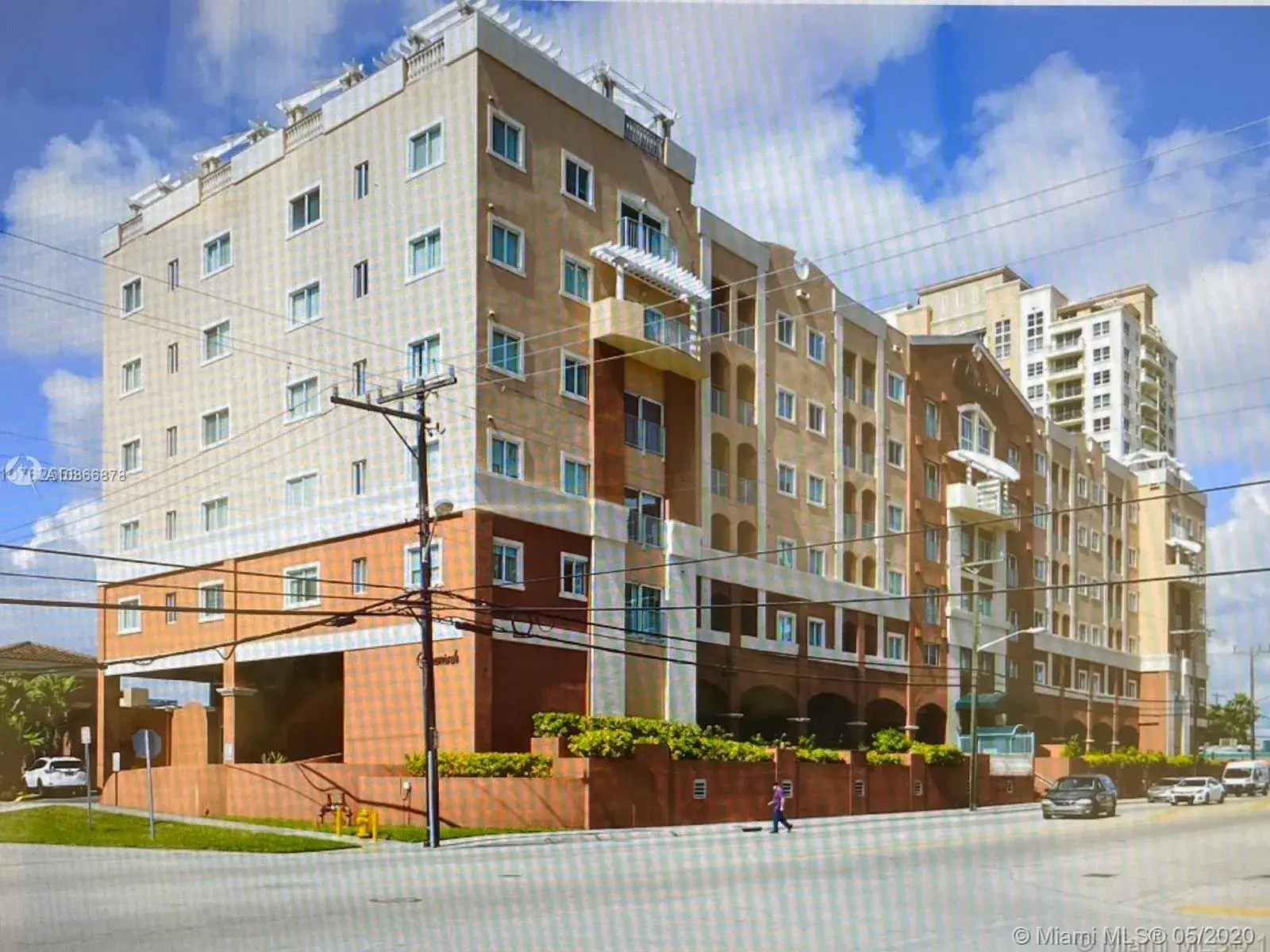 2 bedroom 2 bath Residential for sale at 2280 SW 32 AV # 213, Miami FL 33145