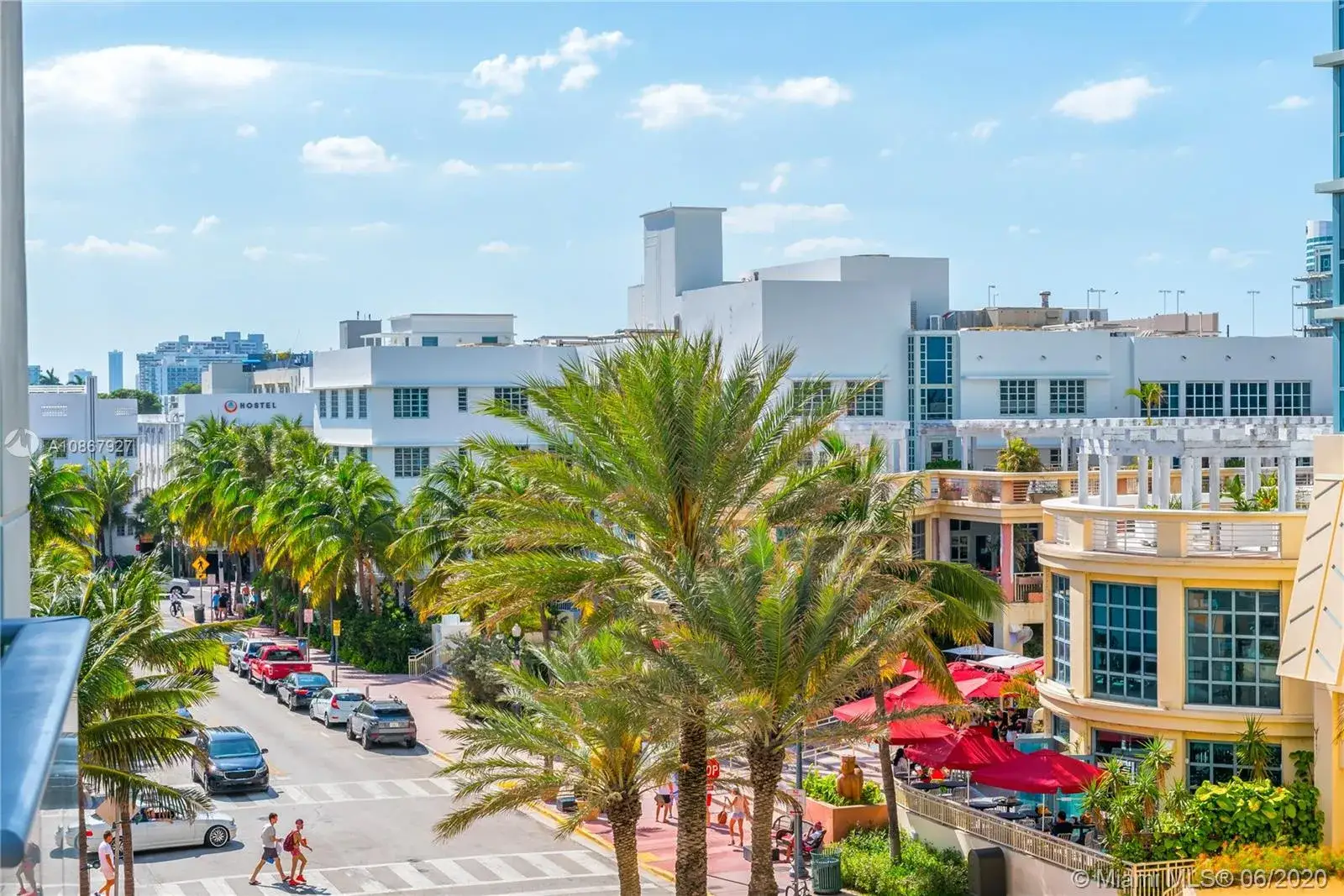 2 bedroom 2 bath Residential for sale at 1455 Ocean Dr # 510, Miami Beach FL 33139