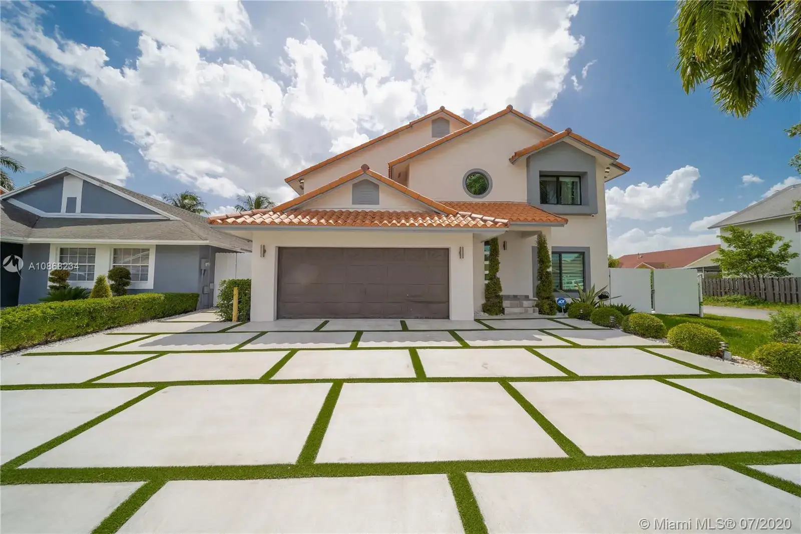 3 bedroom 2 bath Residential for sale at 19010 NW 78th Pl, Hialeah FL 33015