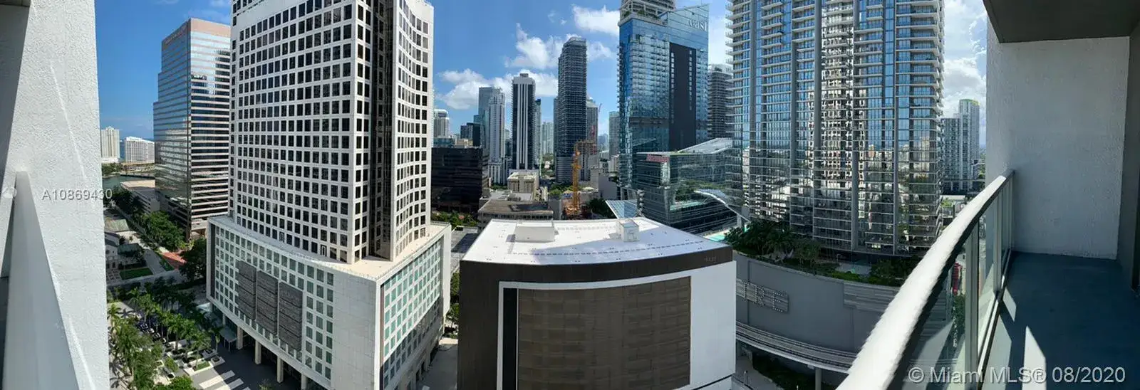 1 bedroom 1 bath Residential for sale at 55 SE 6th St # 2404, Miami FL 33131