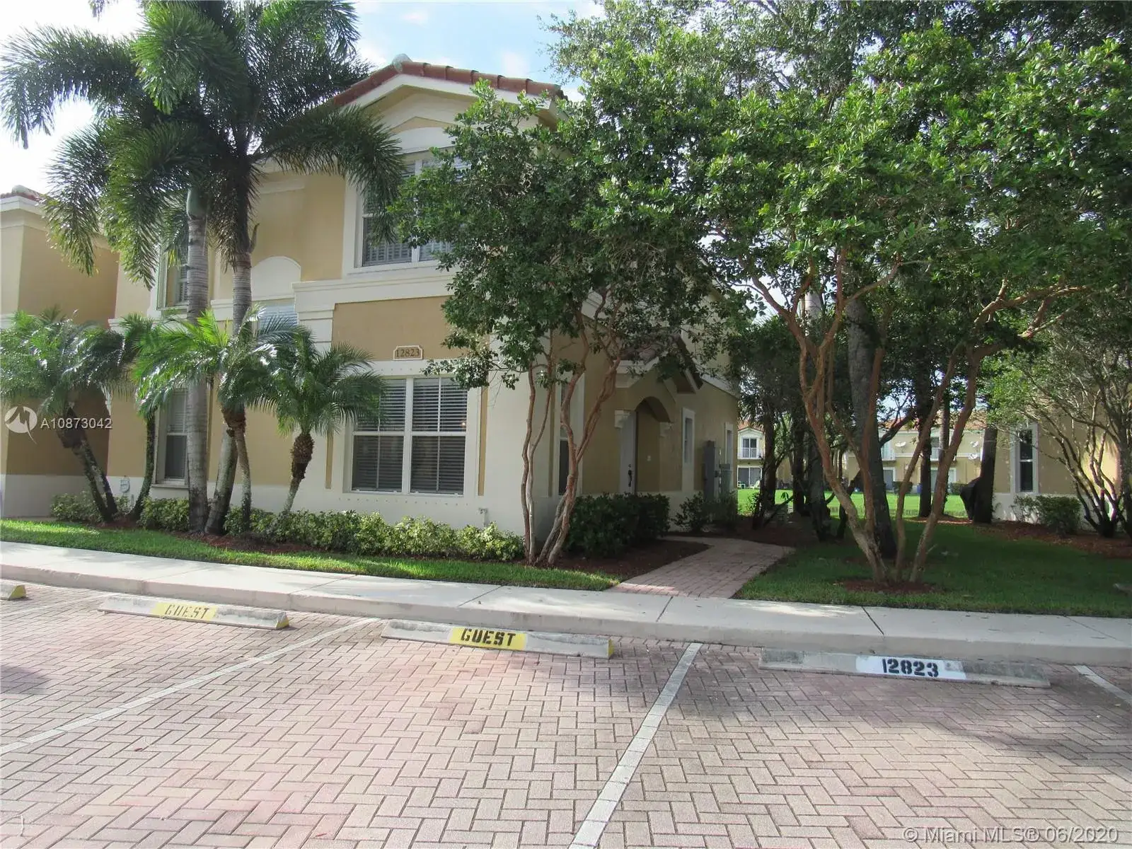 3 bedroom 2 bath Residential for sale at 12823 SW 31st Ct # 160, Miramar FL 33027