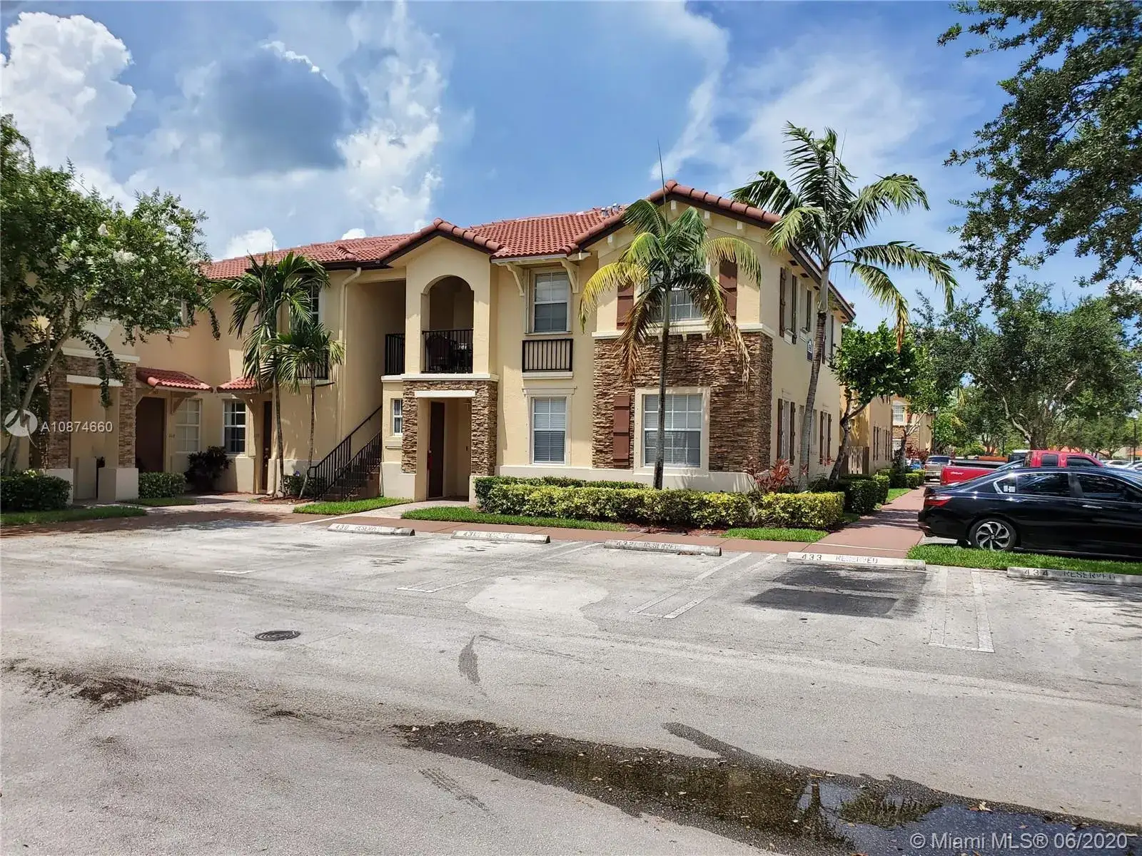 2 bedroom 2 bath Residential for sale at 1550 NE 33rd Ave # 8, Homestead FL 33033