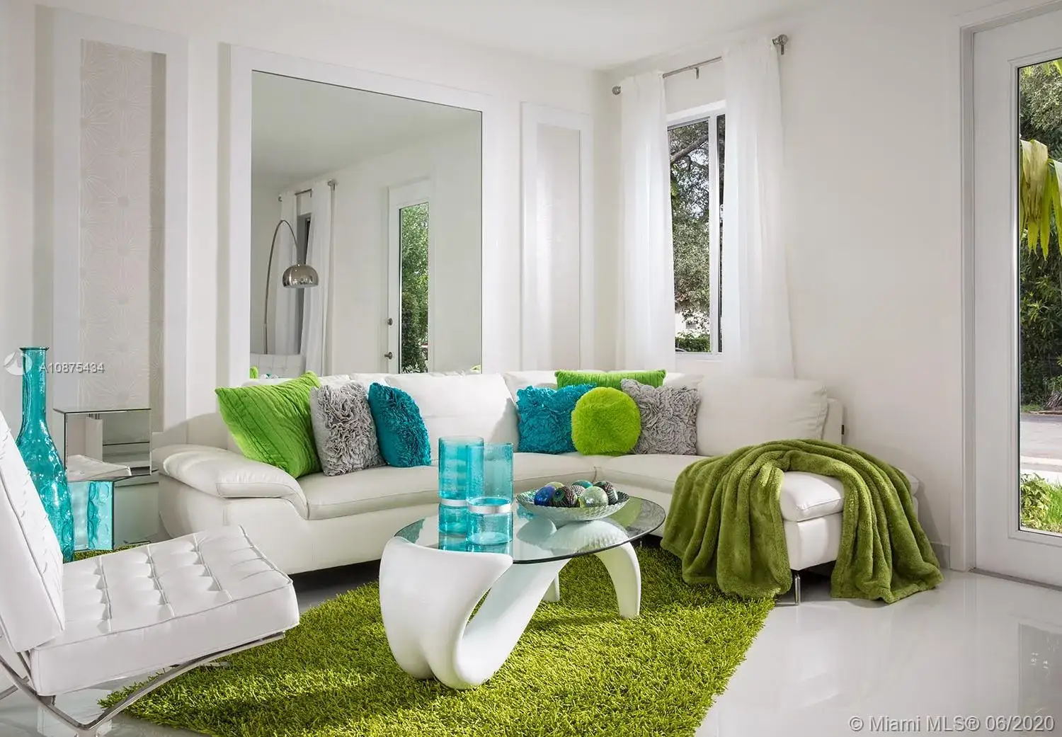 3 bedroom 2 bath Residential Lease for rent at 2630 NE 213th St # 107, Miami FL 33180