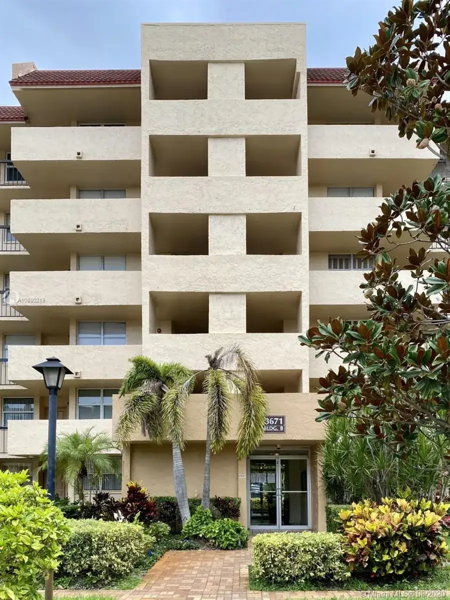 2 bedroom 2 bath Residential for sale at 3671 Environ Blvd # 270, Lauderhill FL 33319