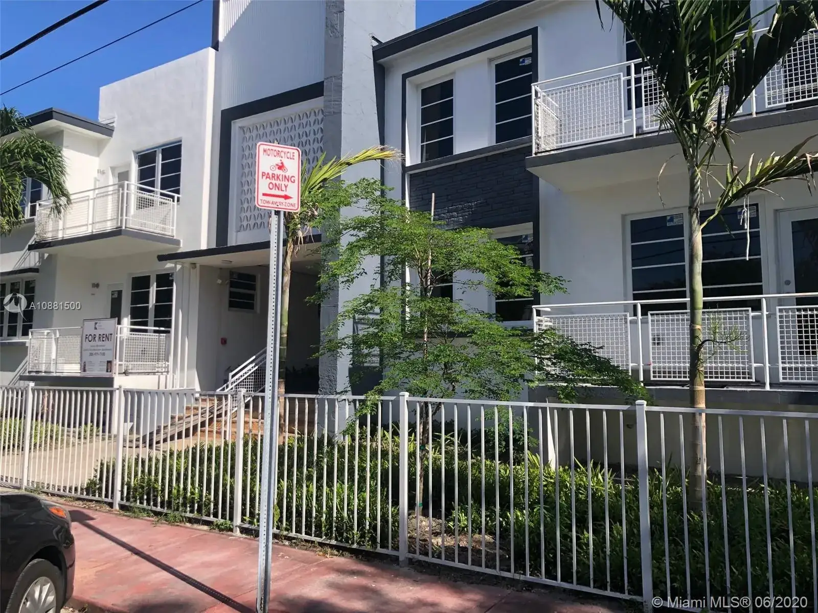 1 bedroom 1 bath Residential Lease for rent at 960 Bay Dr # 904, Miami Beach FL 33141