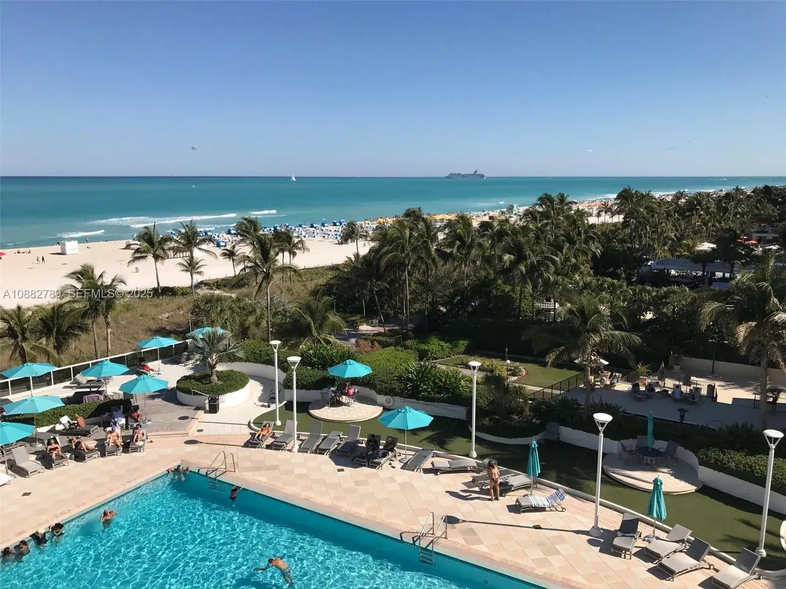1 bedroom 1 bath Residential Lease for rent at 100 Lincoln Rd # 644, Miami Beach FL 33139