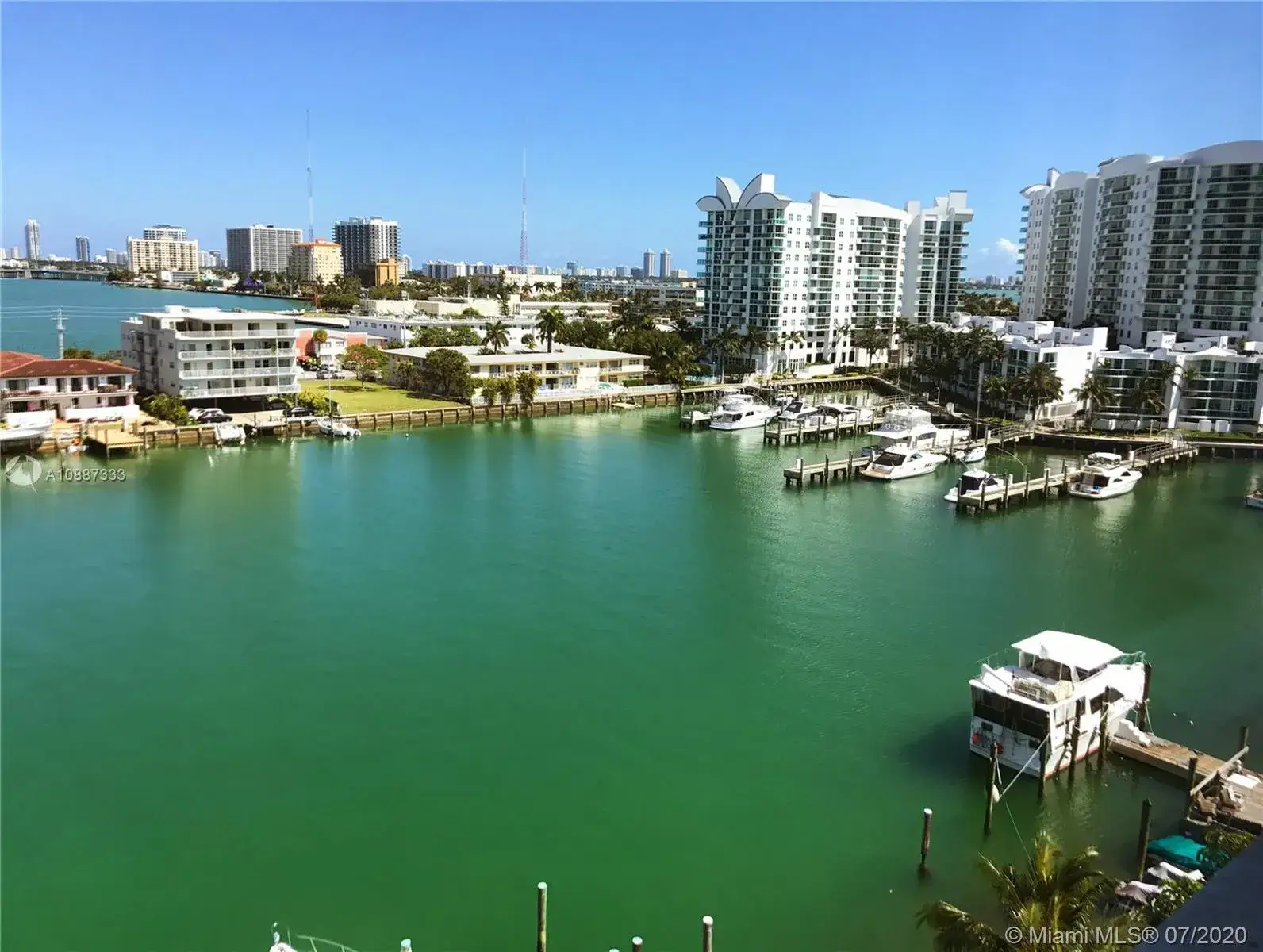 2 bedroom 2 bath Residential for sale at 7929 West Dr # 802, North Bay Village FL 33141