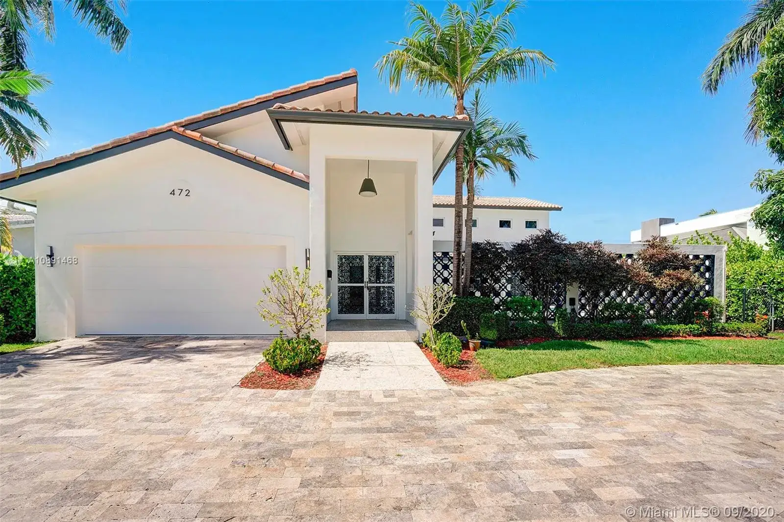 7 bedroom 5 bath Residential Lease for rent at 472 Sunset Dr, Hallandale Beach FL 33009