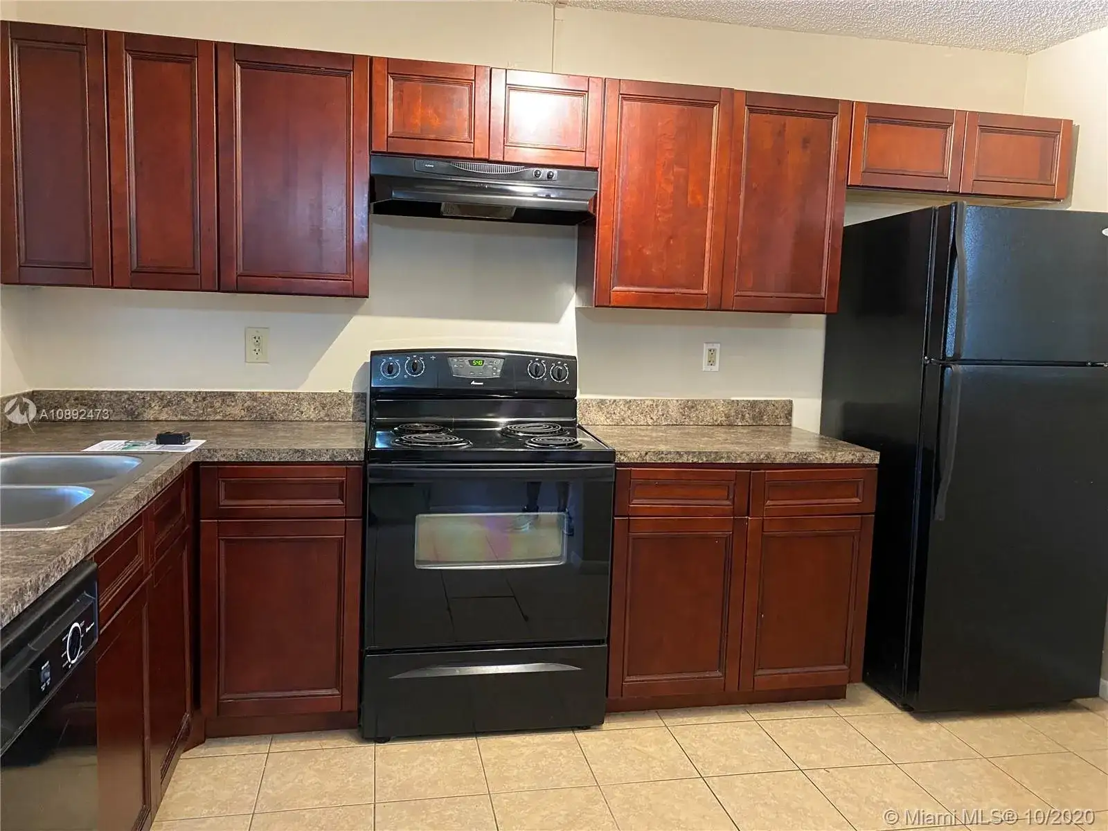 2 bedroom 2 bath Residential Lease for rent at 9044 NW 28th Dr # 202, Coral Springs FL 33065