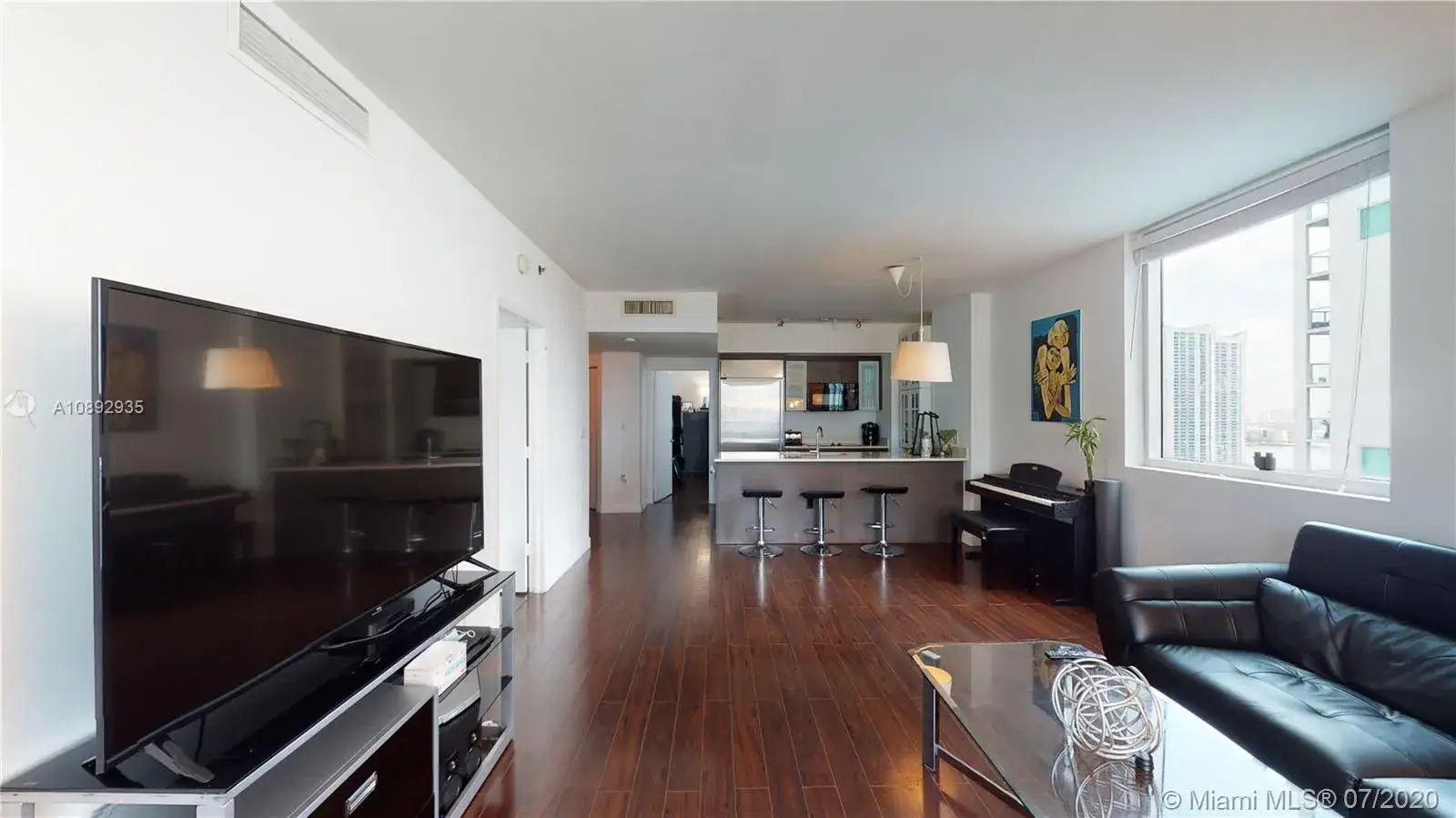 2 bedroom 2 bath Residential for sale at 55 SE 6th St # 2110, Miami FL 33131