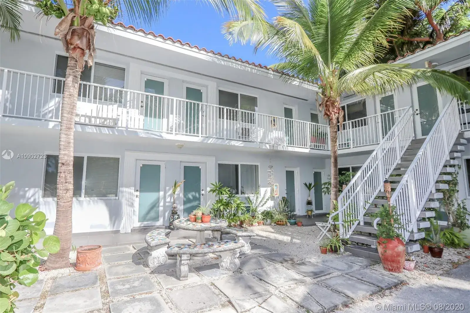 1 bedroom 1 bath Residential Lease for rent at 61 Edgewater Dr # 7, Coral Gables FL 33133