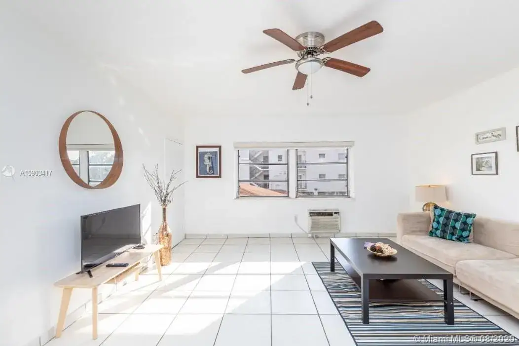 2 bedroom 1 bath Residential Lease for rent at 1982 Marseille Dr # 4, Miami Beach FL 33141