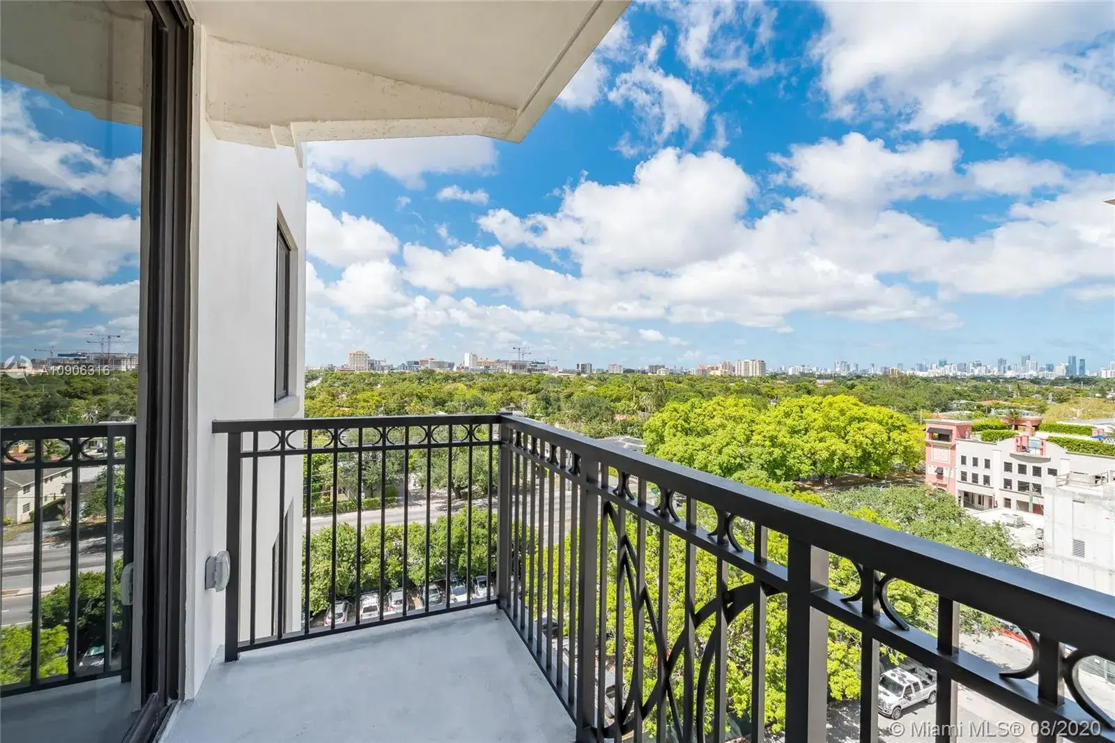 3 bedroom 2 bath Residential for sale at 301 Altara Ave # 734, Coral Gables FL 33146