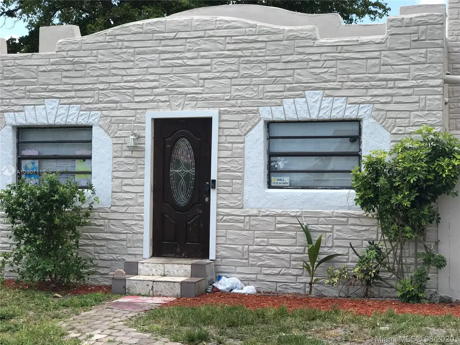 1 bedroom 1 bath Residential Lease for rent at 2516 Cleveland St # B, Hollywood FL 33020