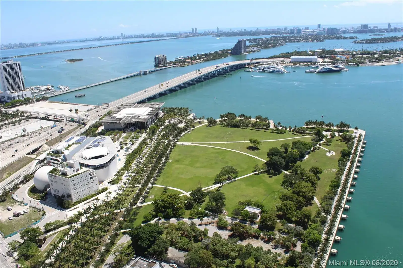 2 bedroom 2 bath Residential Lease for rent at 888 Biscayne Blvd # 4712, Miami FL 33132