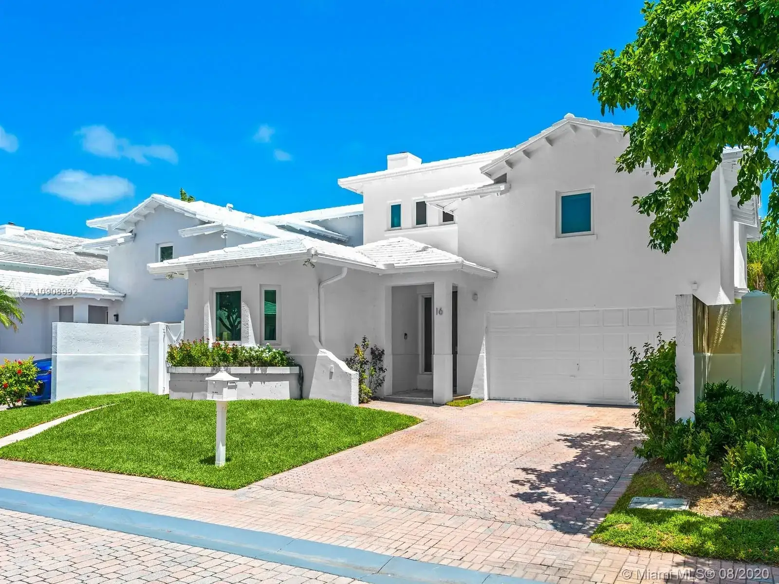 6 bedroom 6 bath Residential Lease for rent at 16 Turtle Walk, Key Biscayne FL 33149