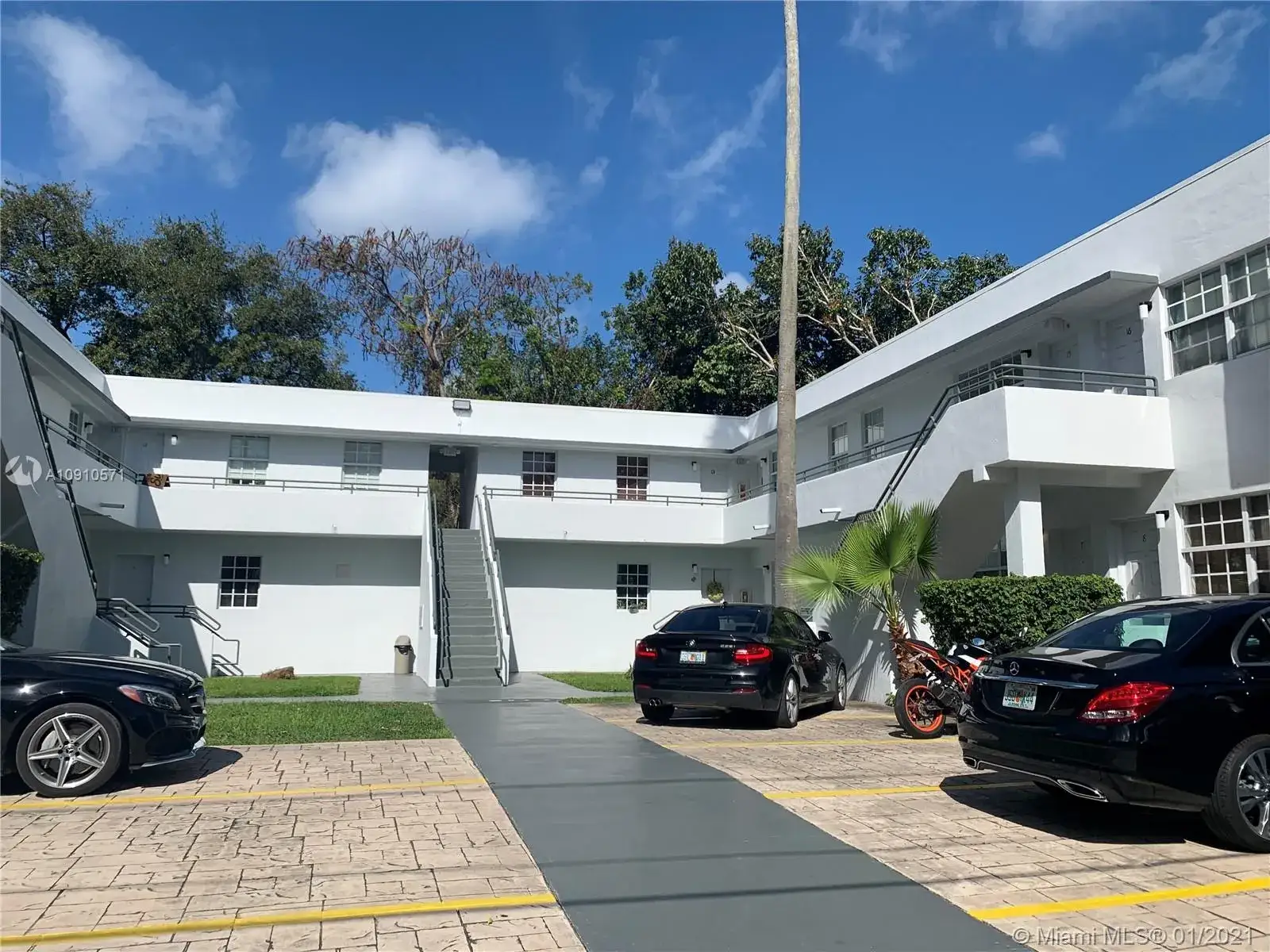 1 bedroom 1 bath Residential for sale at 541 NE 62nd St # 13, Miami FL 33138