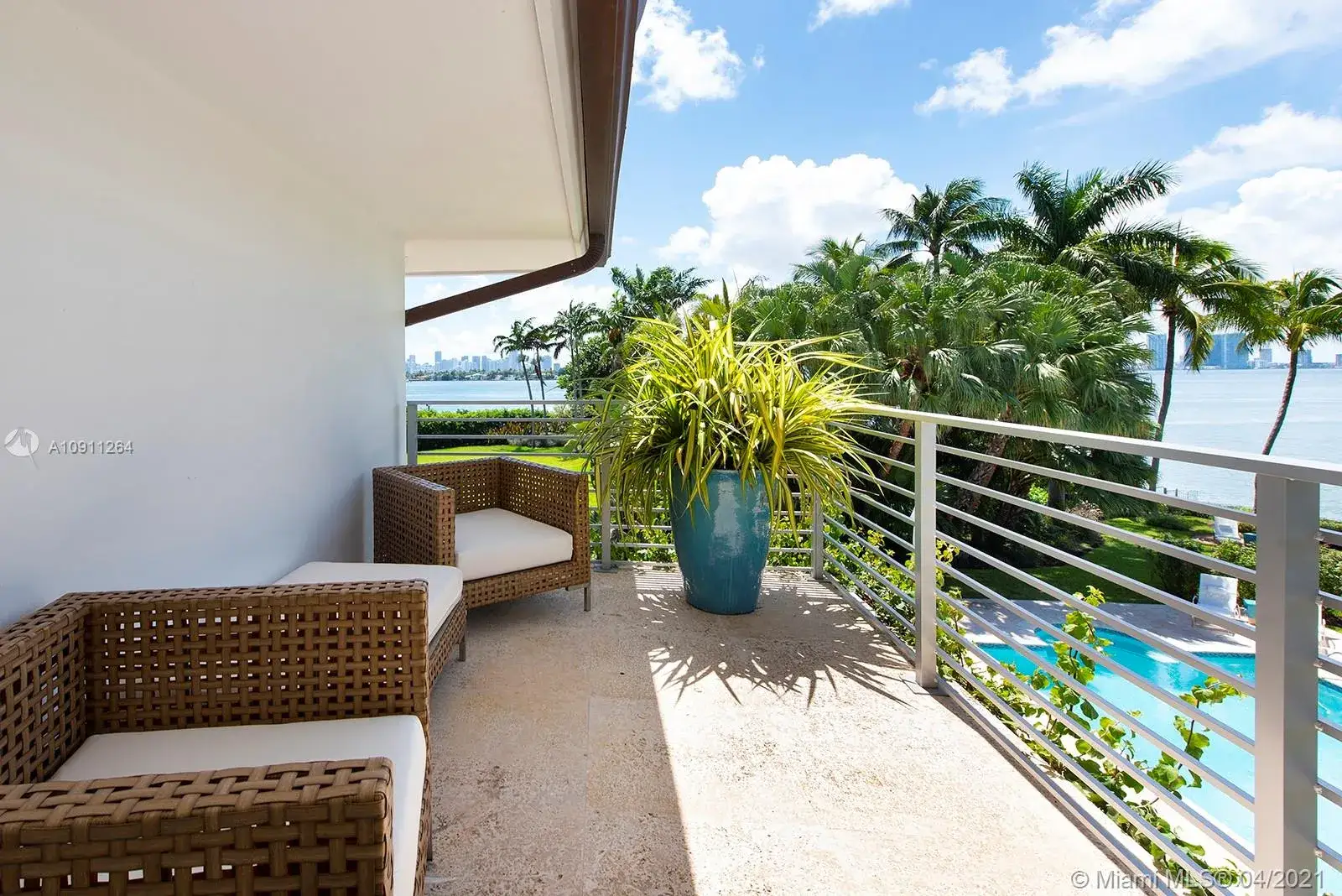 8 bedroom 9 bath Residential for sale at 1649 W 22nd St, Miami Beach FL 33140