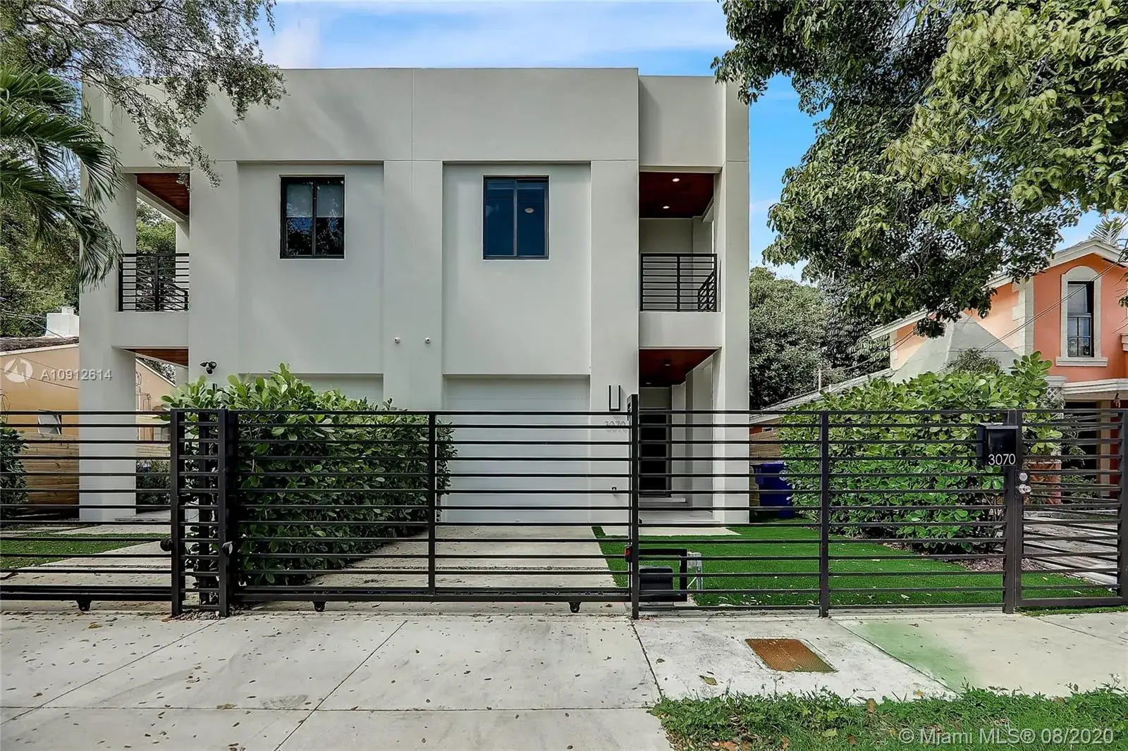 3 bedroom 4 bath Residential for sale at 3070 Elizabeth St # 3070, Coconut Grove FL 33133