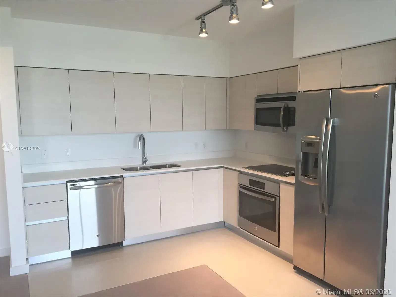 1 bedroom 1 bath Residential for sale at 4250 Biscayne Blvd # 1211, Miami FL 33137