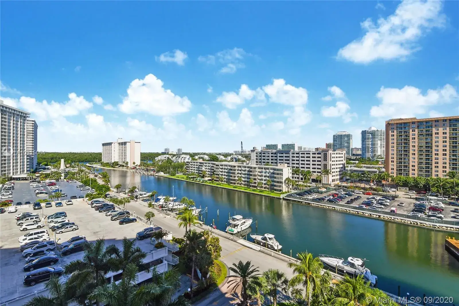 2 bedroom 2 bath Residential Lease for rent at 100 Bayview Dr # 904, Sunny Isles Beach FL 33160