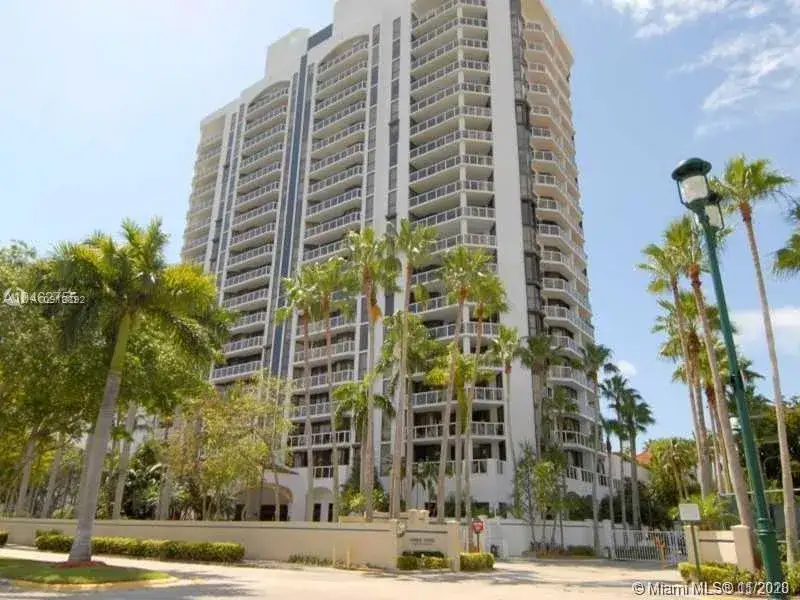 2 bedroom 2 bath Residential for sale at 3598 Yacht Club Dr # 1601, Aventura FL 33180