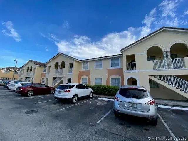 3 bedroom 2 bath Residential Lease for rent at 1535 SE 26th St # 104, Homestead FL 33035