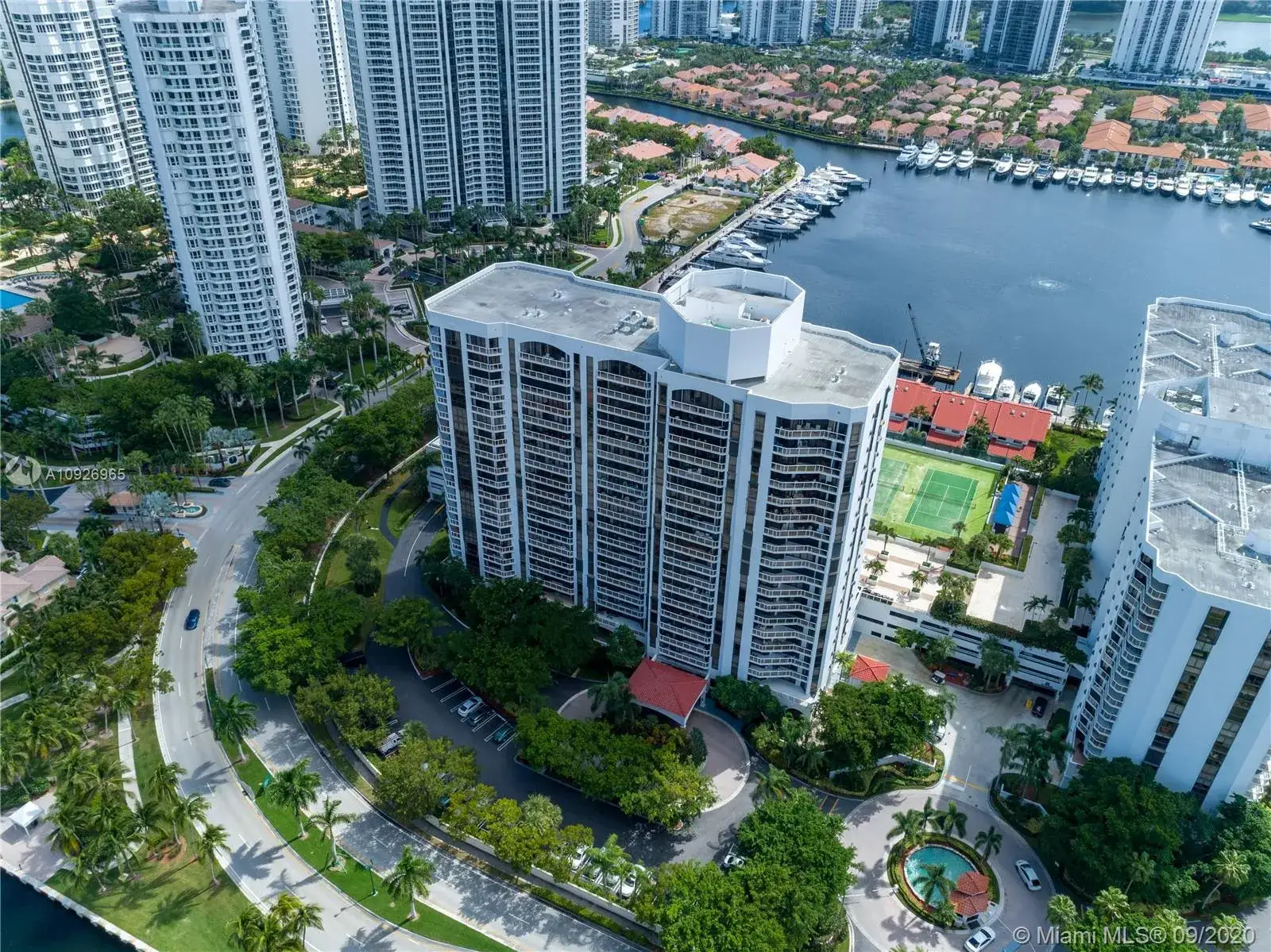 2 bedroom 2 bath Residential for sale at 3640 Yacht Club Dr # 203, Aventura FL 33180