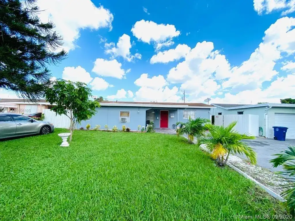 3 bedroom 2 bath Residential for sale at 7821 Normandy St, Miramar FL 33023