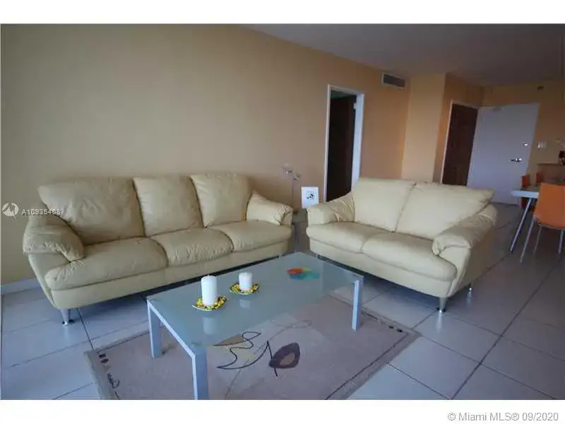 2 bedroom 2 bath Residential Lease for rent at 5161 COLLINS AV # 508, Miami Beach FL 33140