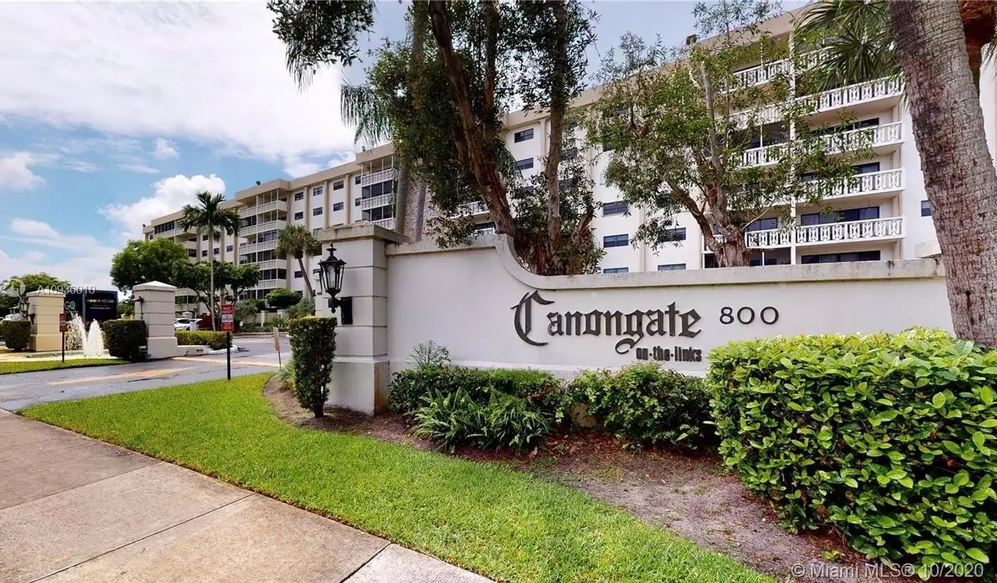 2 bedroom 2 bath Residential for sale at 800 NE 195th St # 215, Miami FL 33179