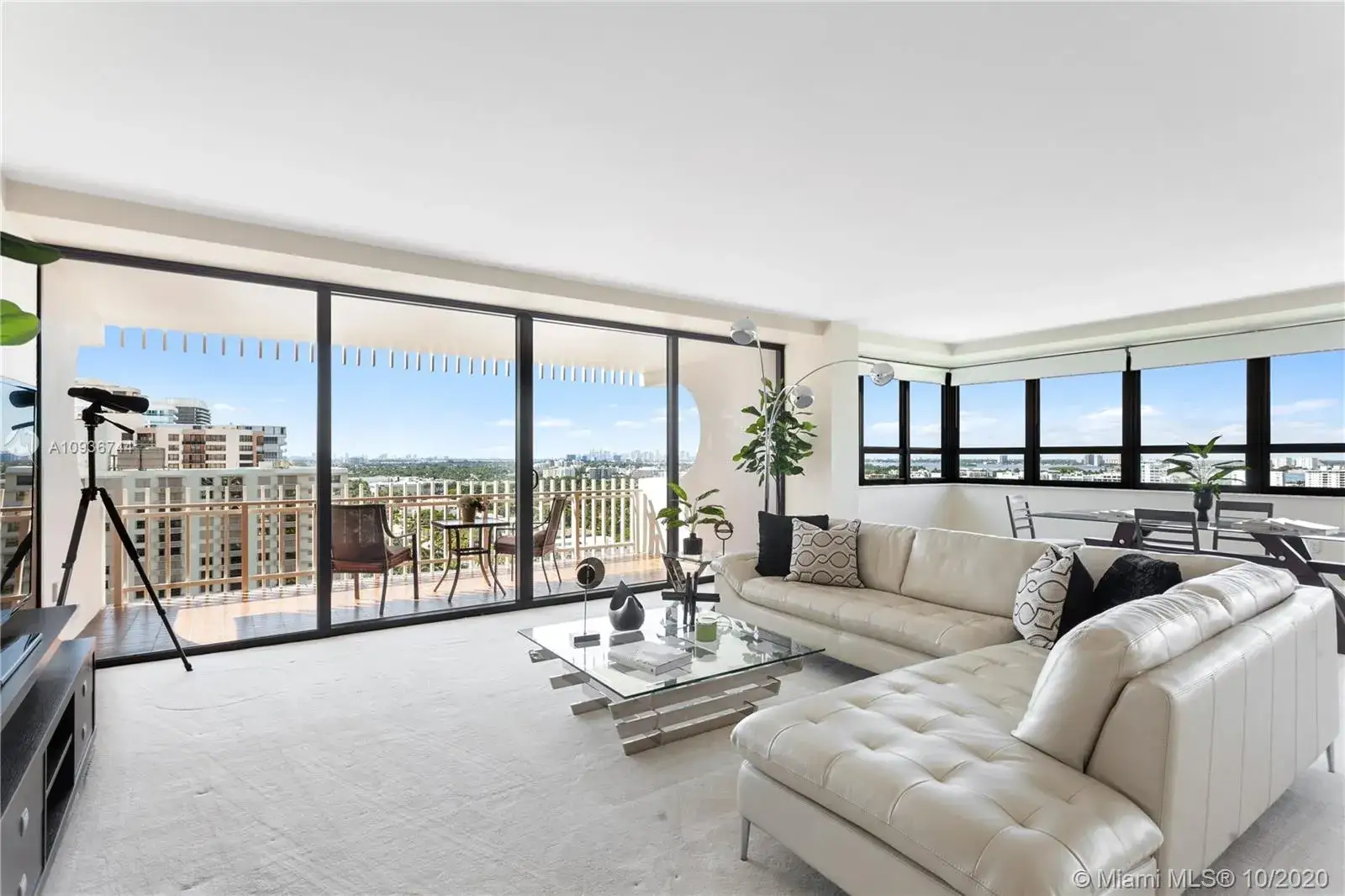 3 bedroom 2 bath Residential for sale at 10205 Collins Ave # 1601, Bal Harbour FL 33154