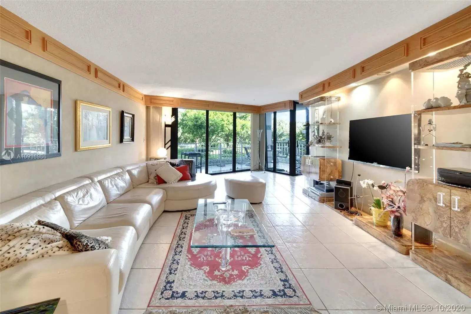 2 bedroom 2 bath Residential for sale at 4000 Towerside Ter # 407, Miami FL 33138