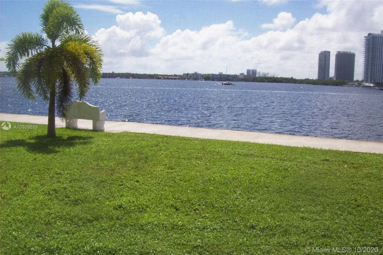 1 bedroom 1 bath Residential for sale at 2920 Point East Dr # N111, Aventura FL 33160
