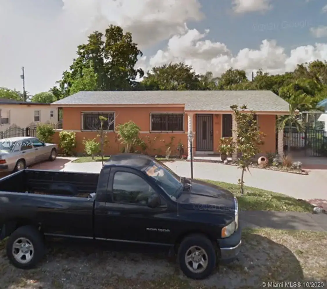 4 bedroom 2 bath Residential for sale at 334 E 62nd St, Hialeah FL 33013