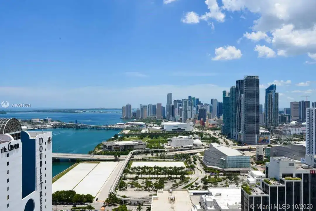 2 bedroom 2 bath Residential for sale at 1750 N Bayshore Dr # 4414, Miami FL 33132
