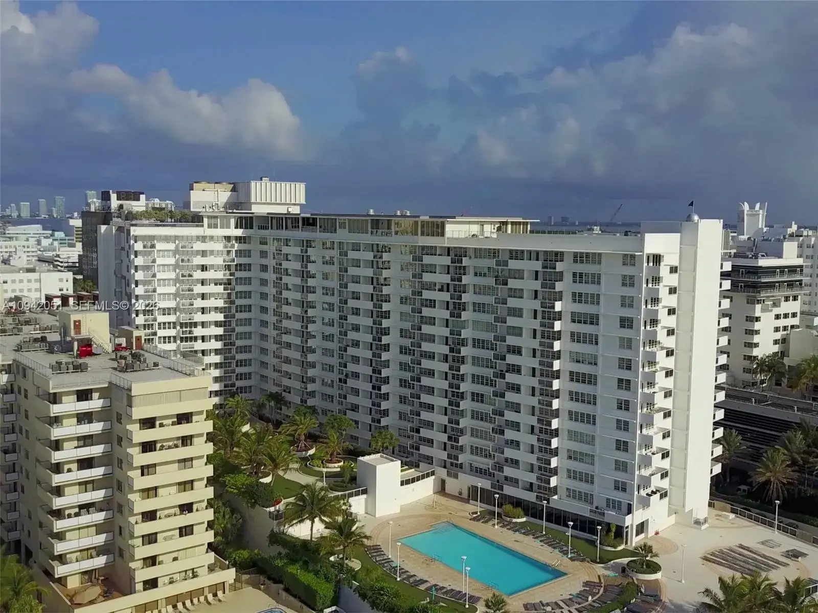 1 bath Residential Lease for rent at 100 Lincoln Rd # 716, Miami Beach FL 33139